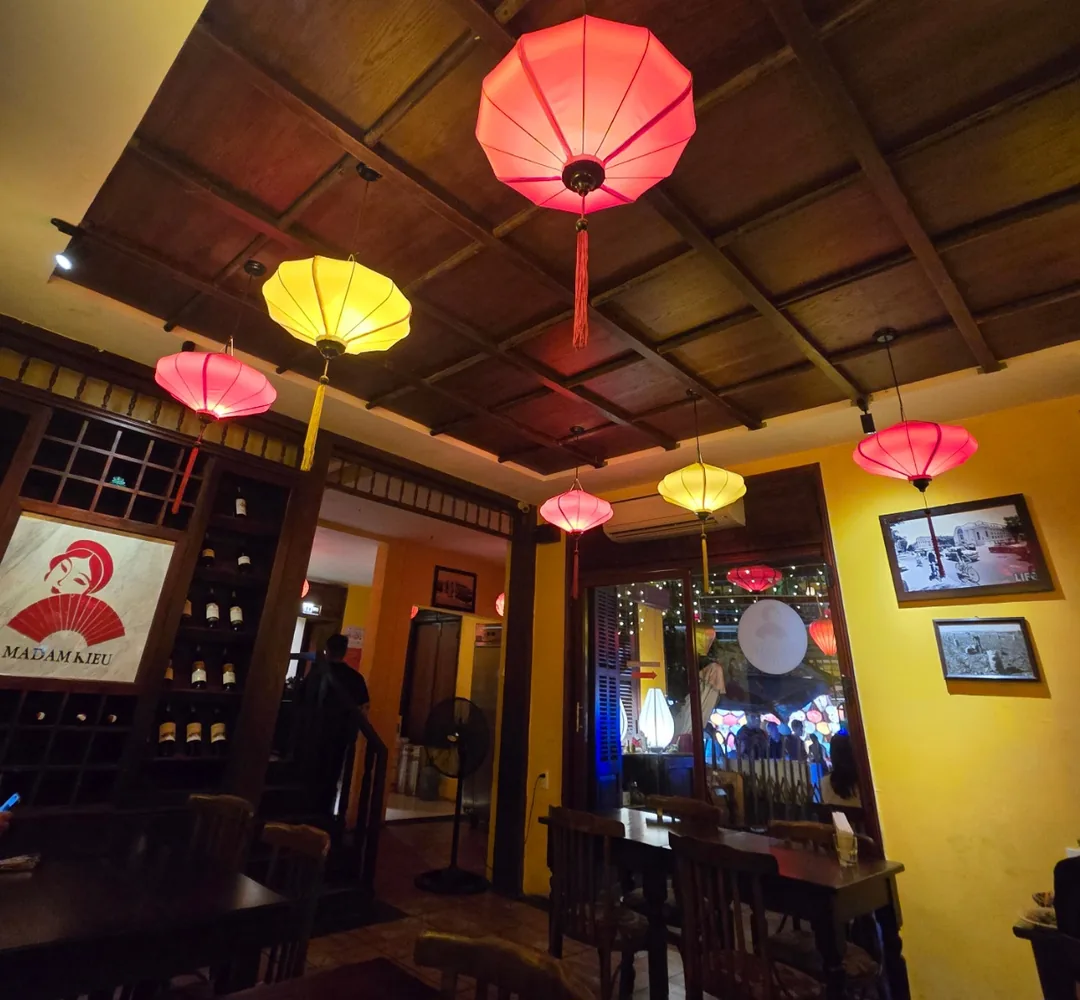 🇻🇳(Đánh giá lần ghé thăm lại) Một ly cocktail🍸 tại Madam Kieu (MADAM KIEU) ở Hội An