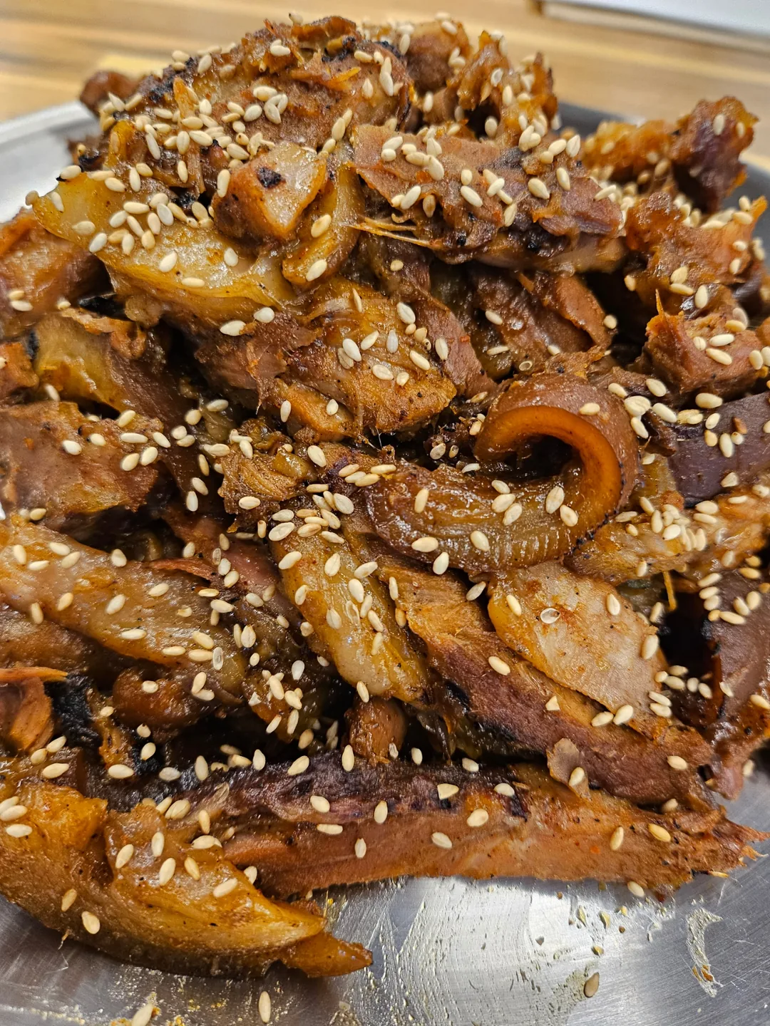 Chạy hết tốc lực đêm thứ Sáu và thứ Bảy!!