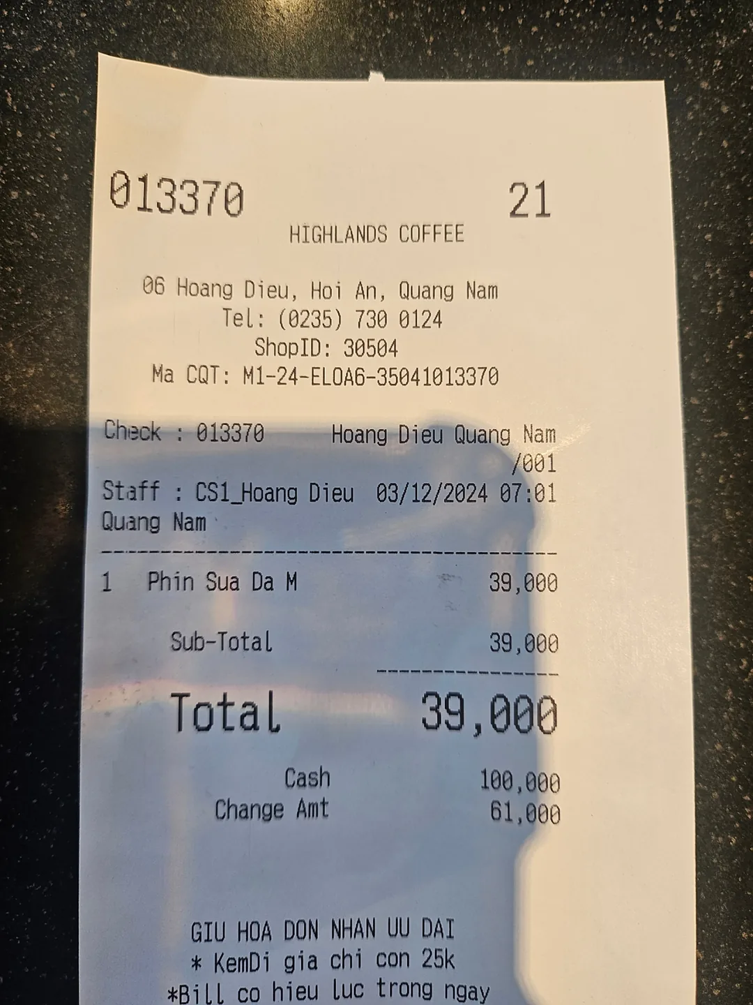 🇻🇳(Bài review lần tái ghé) Highlands Coffee Hội An (Highlands Coffee Hoàng Diệu) (vai phụ: người bạn địa phương Đà Nẵng cùng hội cùng thuyền)