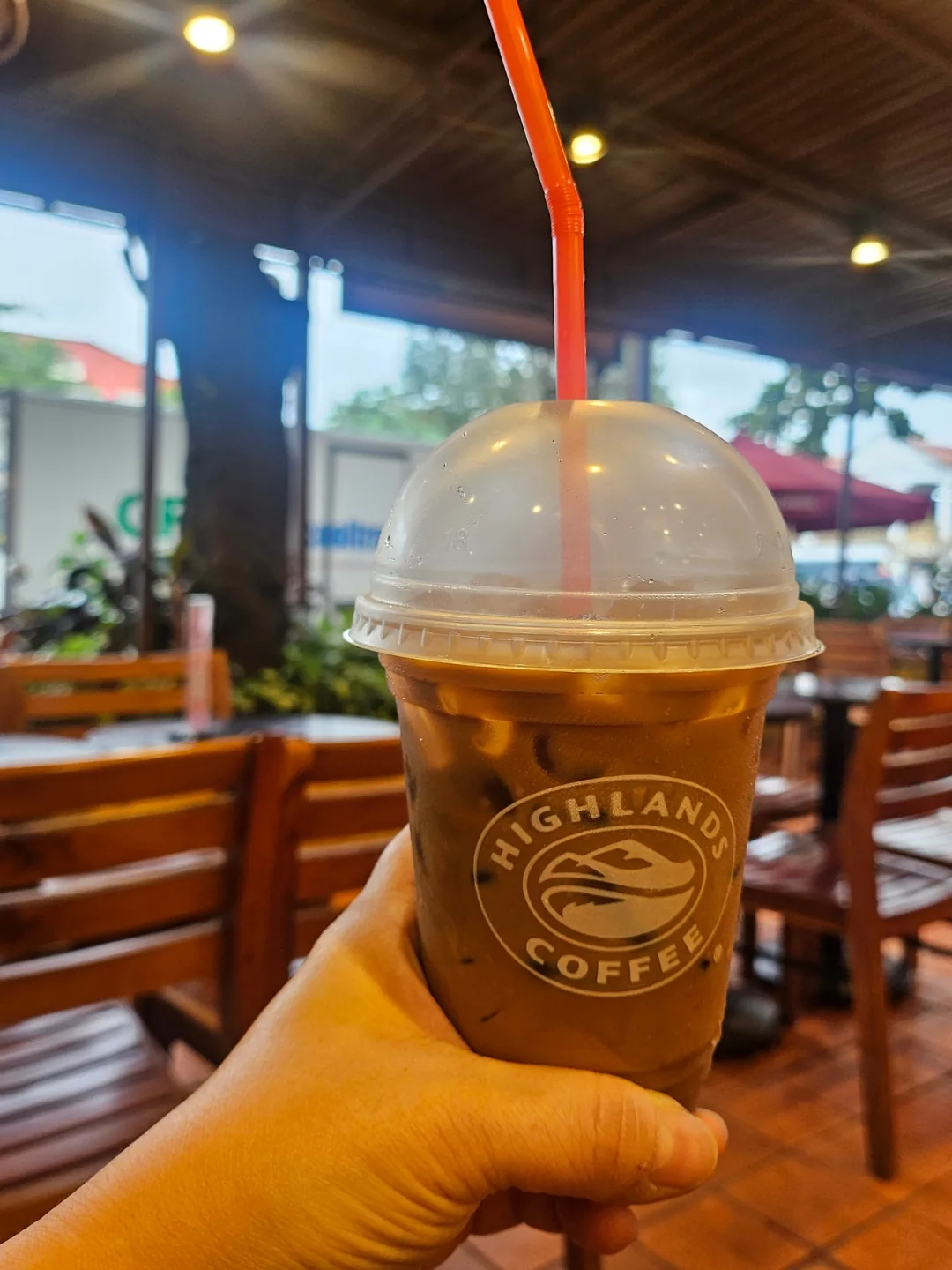 🇻🇳(Bài review lần tái ghé) Highlands Coffee Hội An (Highlands Coffee Hoàng Diệu) (vai phụ: người bạn địa phương Đà Nẵng cùng hội cùng thuyền)