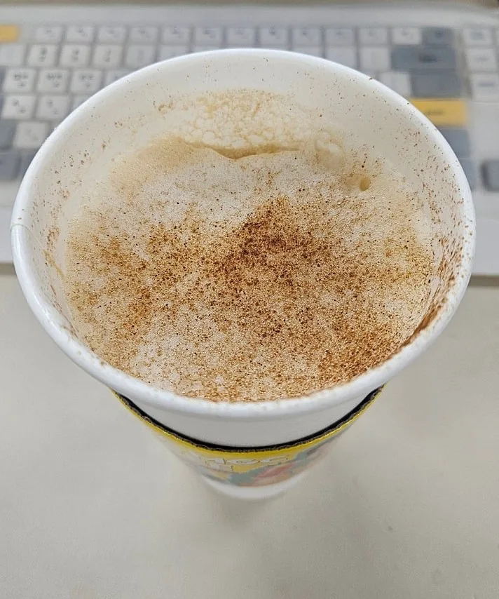 Cà phê buổi sáng là cappuccino~^^