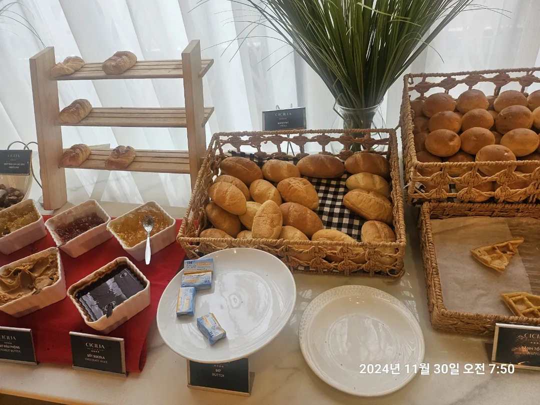 🇻🇳 (Đánh giá) Bữa sáng tại khách sạn Sicily