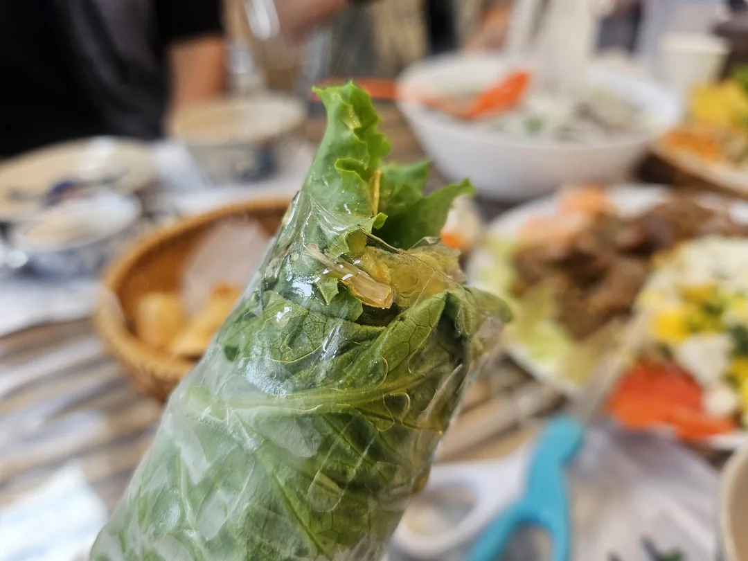Bánh xèo, cơm tấm, phở, cơm chiên, chả giò