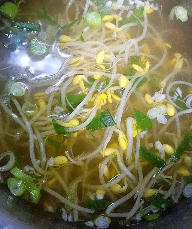 Thứ Bảy thì phải giải rượu chứ