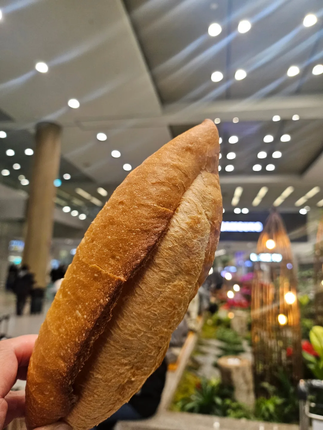 🇻🇳(Đánh giá) Bánh mì cũng có thể mua sắm được sao? Được chứ!