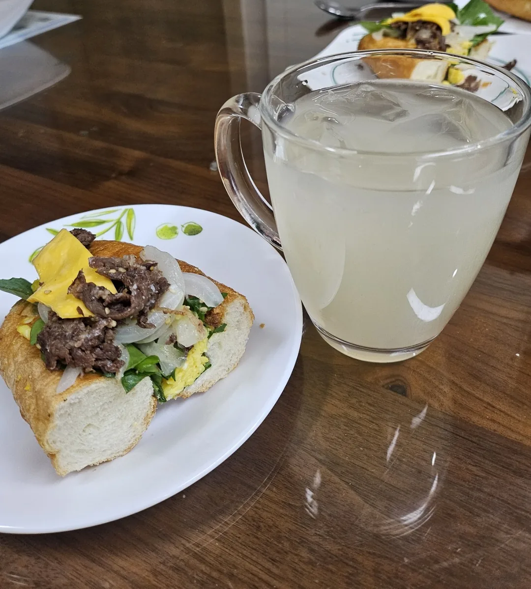 🇻🇳(Đánh giá) Bánh mì cũng có thể mua sắm được sao? Được chứ!