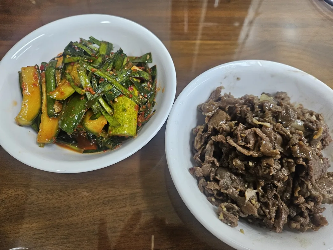 Bữa tối là món ăn gia đình kiểu Hàn Quốc 🤭