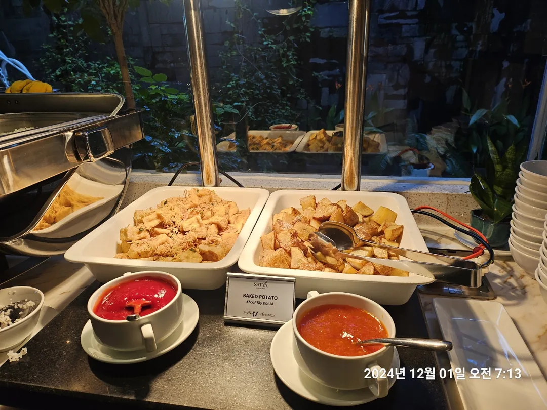 🇻🇳(review) Bữa sáng khách sạn Satiya