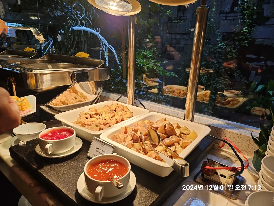 🇻🇳(review) Bữa sáng khách sạn Satiya