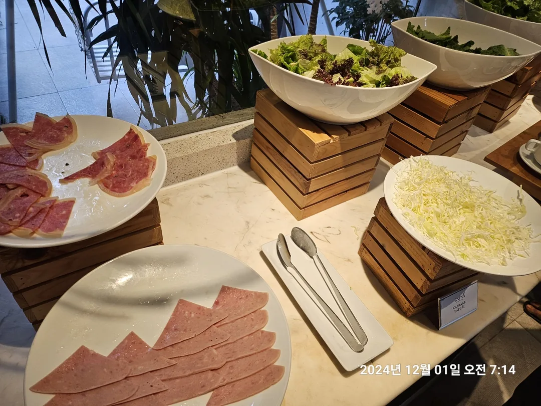 🇻🇳(review) Bữa sáng khách sạn Satiya
