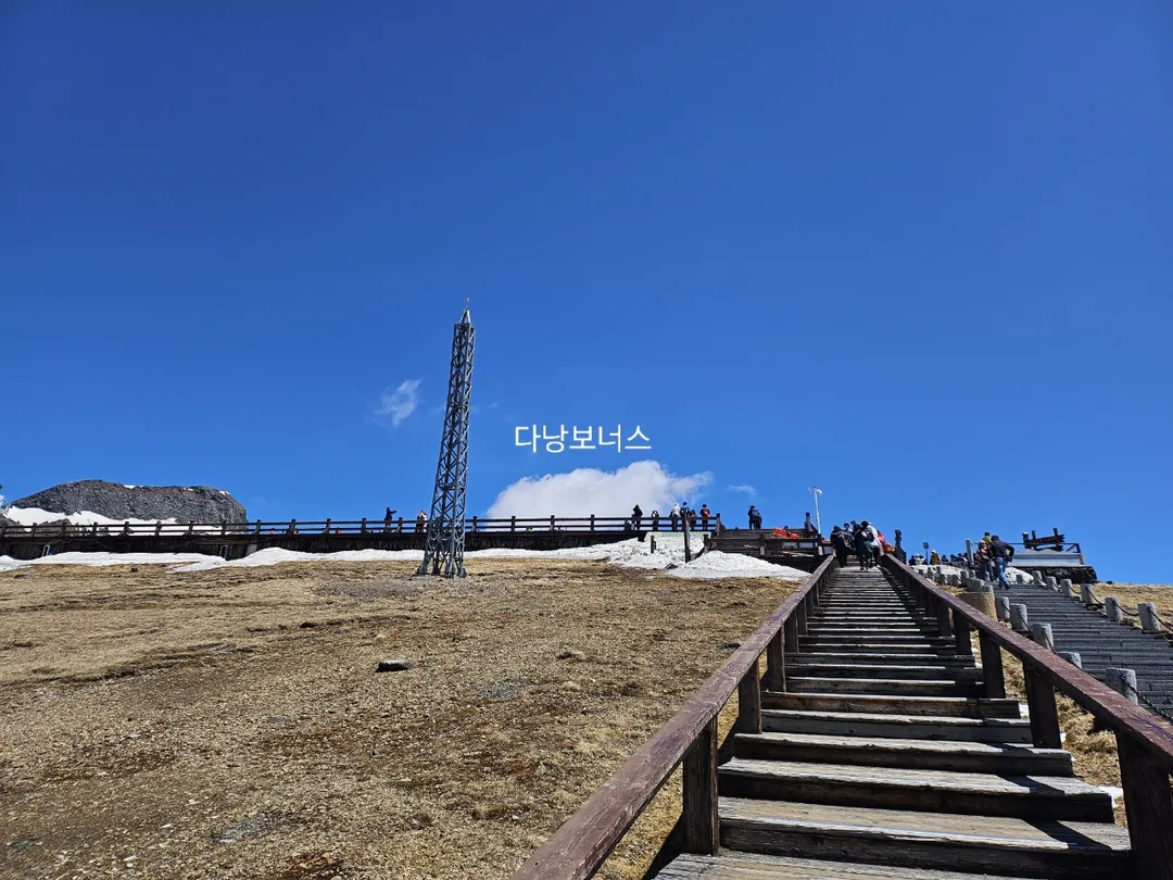 🇰🇷🇨🇳🏔Cung đường Tây Pha hồ Thiên Trì núi Bạch Đầu, 1442 bậc thang và tuyết❄️ nhìn giờ thấy mát rượi