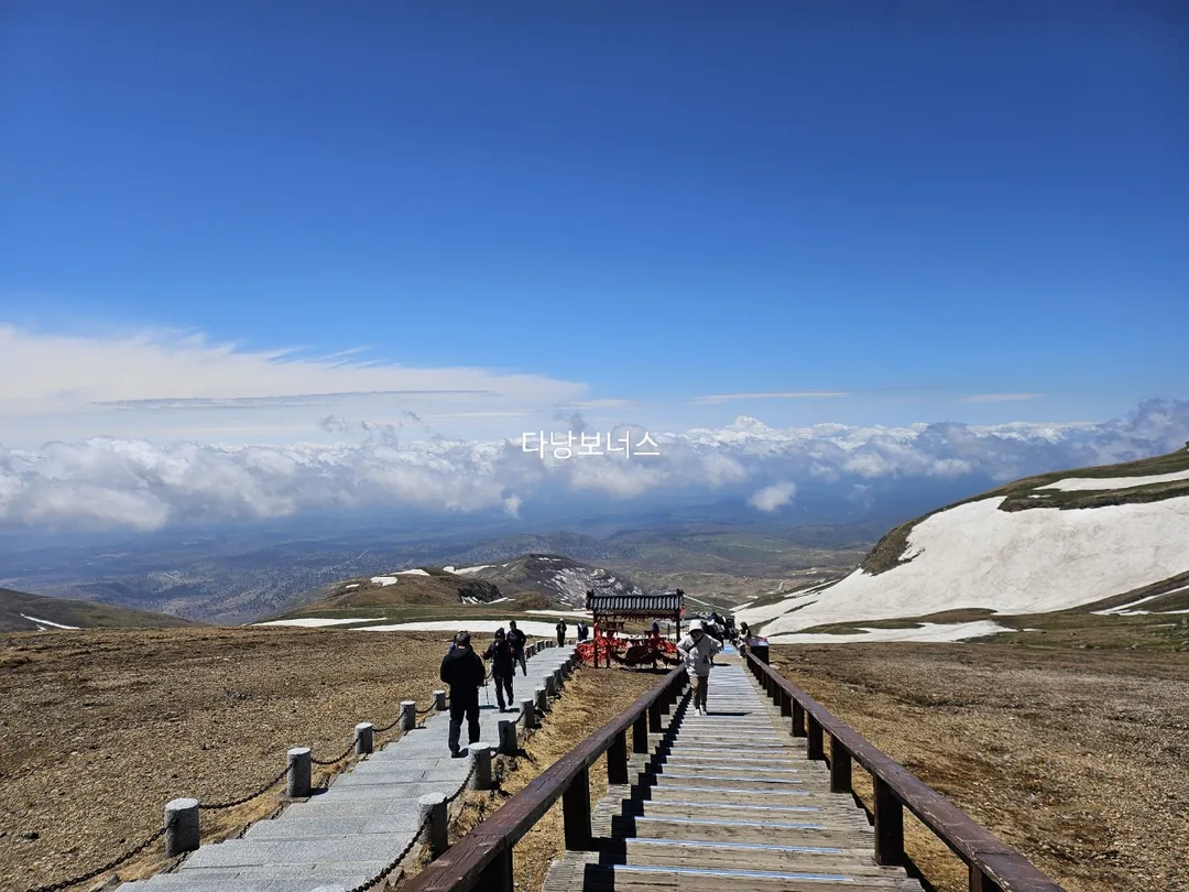 🇰🇷🇨🇳🏔Cung đường Tây Pha hồ Thiên Trì núi Bạch Đầu, 1442 bậc thang và tuyết❄️ nhìn giờ thấy mát rượi