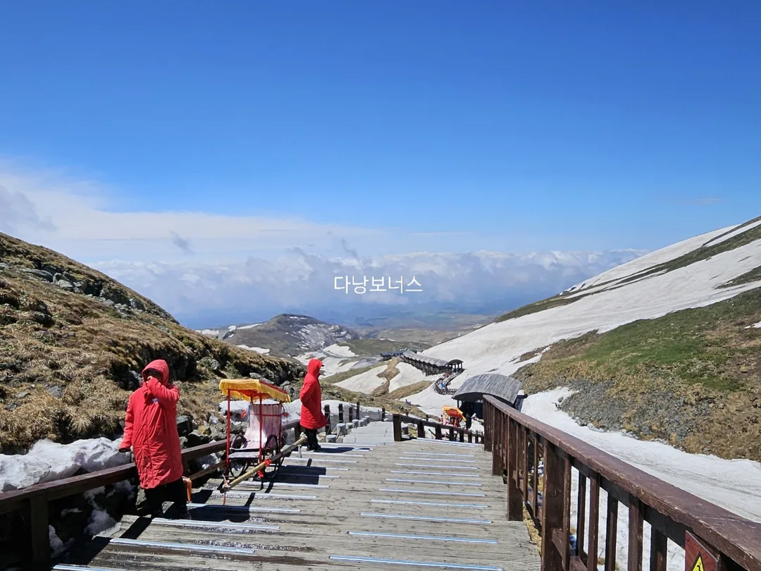 🇰🇷🇨🇳🏔Cung đường Tây Pha hồ Thiên Trì núi Bạch Đầu, 1442 bậc thang và tuyết❄️ nhìn giờ thấy mát rượi