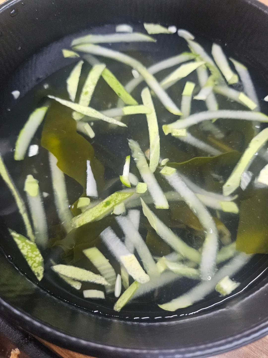 Ăn trưa xong~