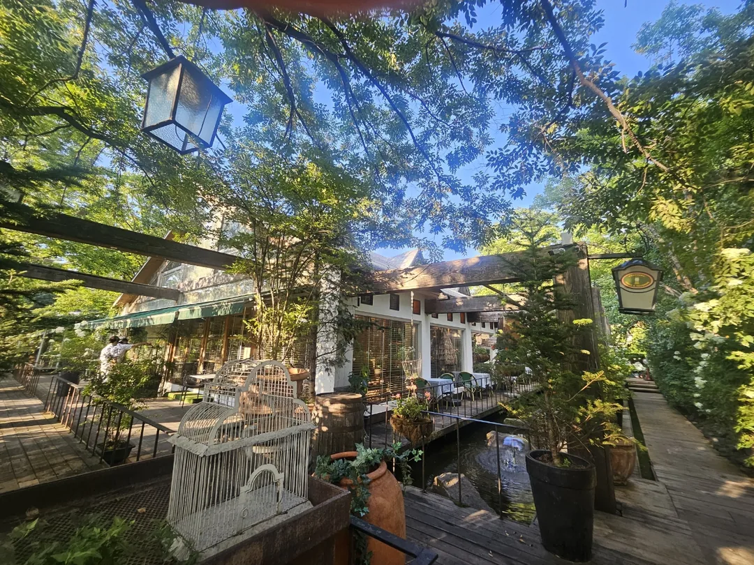 🇰🇷🍹🥐🥖Xưởng bánh mì L'Atelier nhà họ Kim