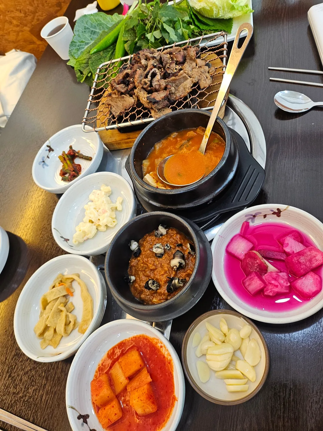 Mình đang ăn trưa muộn.