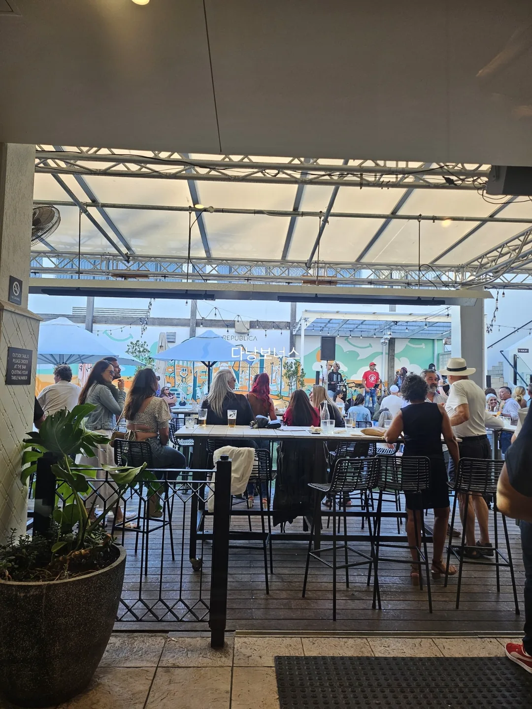 🇦🇺Melbourne Republica St Kilda Beach, ban nhạc và fish and chips kết hợp tuyệt vời👍