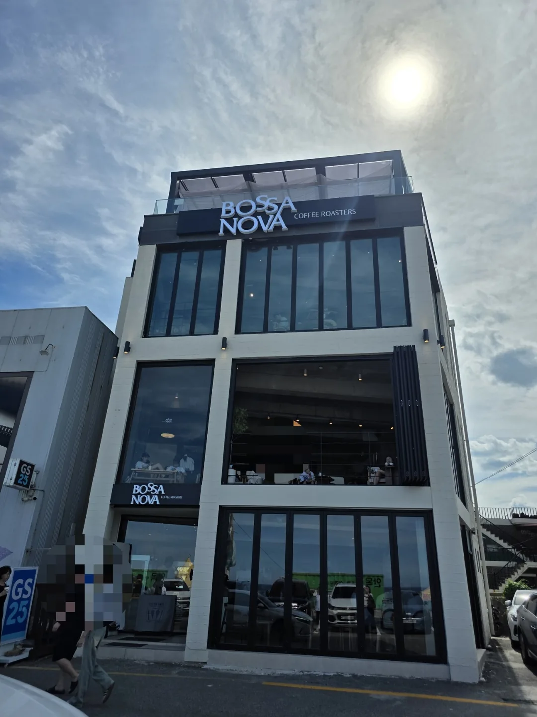 🇰🇷 Bossa Nova Coffee Roasters chi nhánh Gangneung ☕️