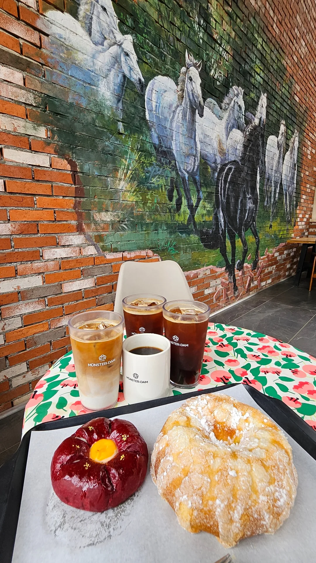 🇰🇷Quán cà phê kiêm pub Münsterdam ở Paju