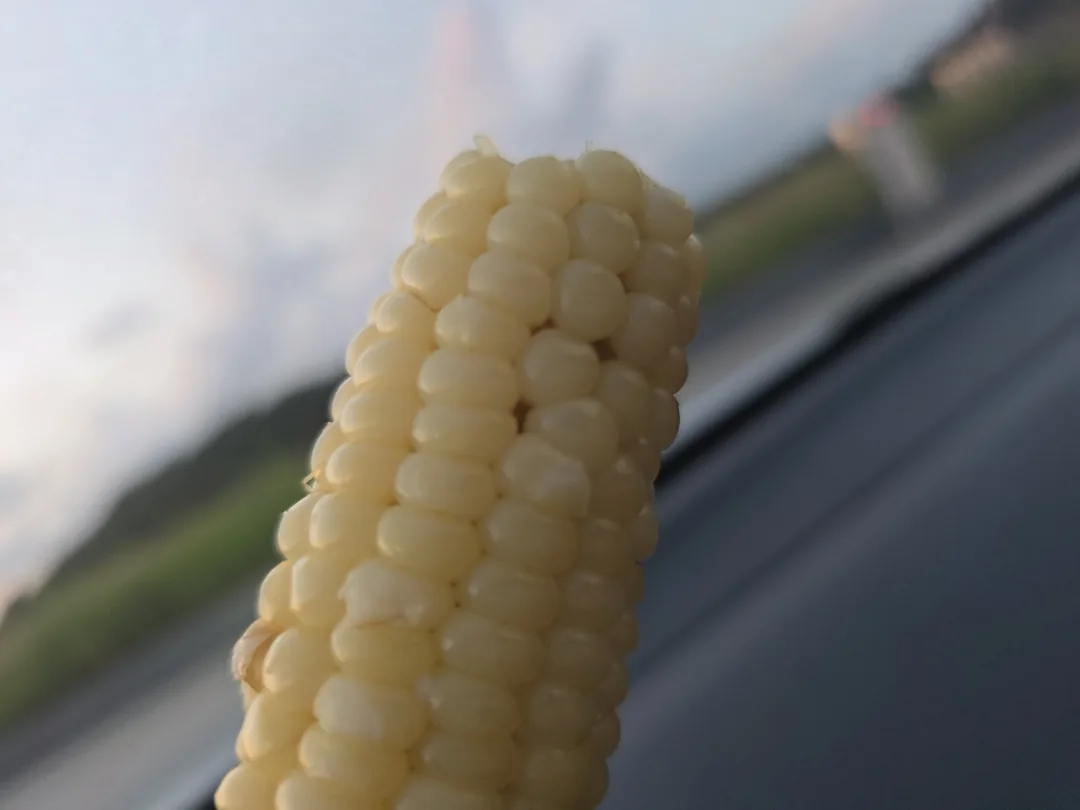 Ngắm hoàng hôn đỏ rực