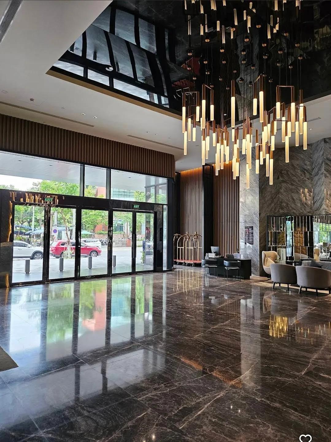 🇻🇳(Đánh giá) Bay Capital Da Nang Hotel nhận phòng, sảnh (= Crowne Plaza Da Nang City Centre)