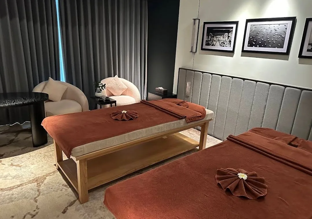 🇻🇳(Bài đánh giá) Tiện nghi, dịch vụ của Bay Capital Da Nang Hotel (= Crowne Plaza Đà Nẵng City Centre)