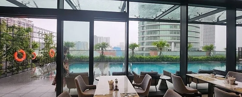 🇻🇳(Bài đánh giá) Tiện nghi, dịch vụ của Bay Capital Da Nang Hotel (= Crowne Plaza Đà Nẵng City Centre)