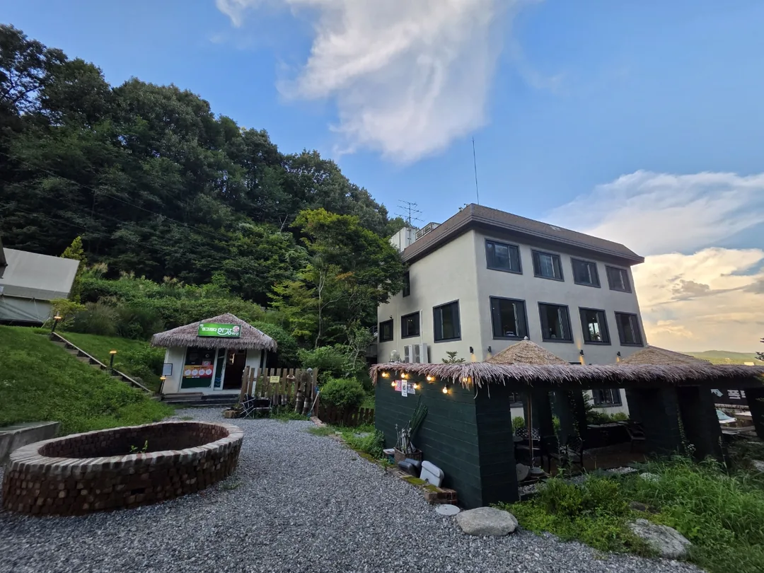 🇰🇷Yongin Jeong-geu-ri! Hãy đến chơi trong khu rừng nhé