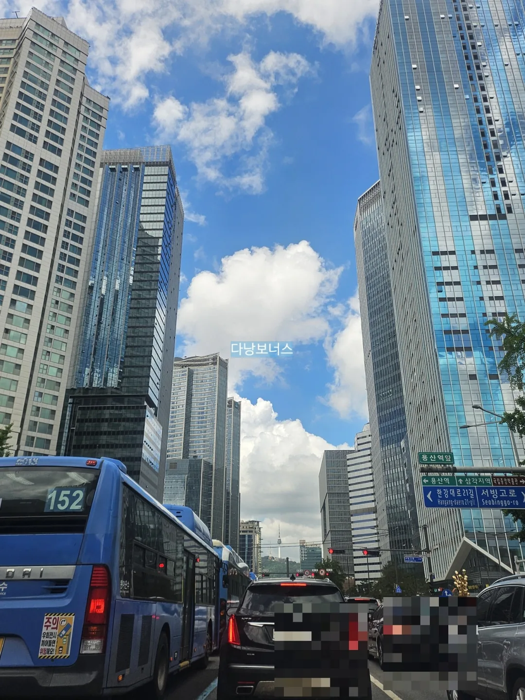 🇰🇷 Hãy rót rượu và kết bạn tại cầu Yongjak nhé (cực kỳ khuyến khích)