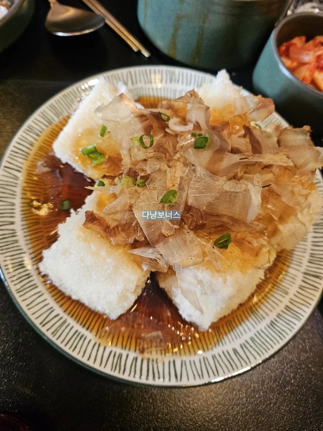 🇰🇷 Hãy rót rượu và kết bạn tại cầu Yongjak nhé (cực kỳ khuyến khích)