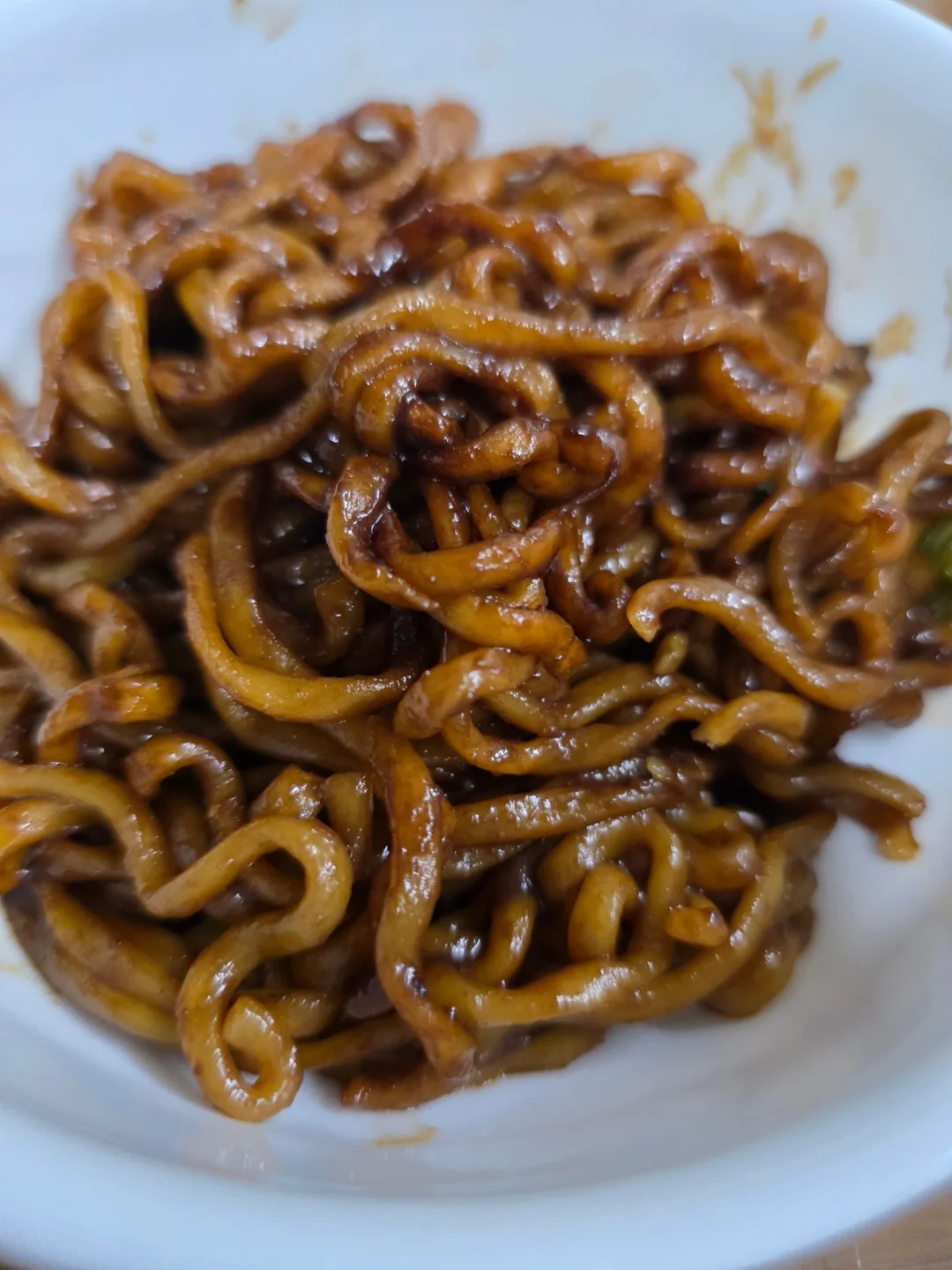 Thứ Bảy là ngày ăn mì jjajang ramen