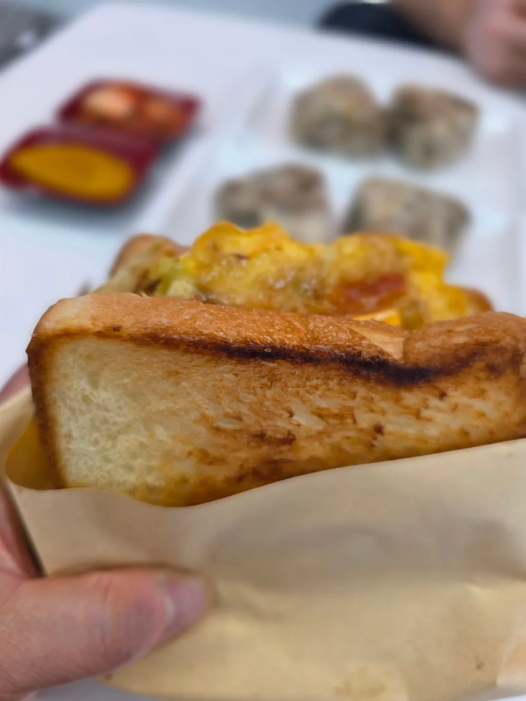 Bánh mì nướng giăm bông phô mai