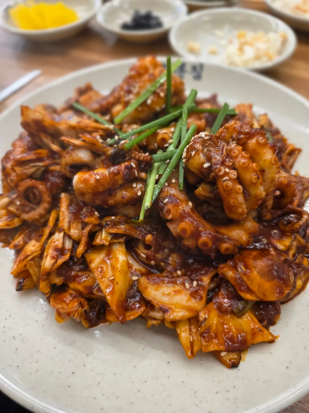 No quá nên khó làm việc