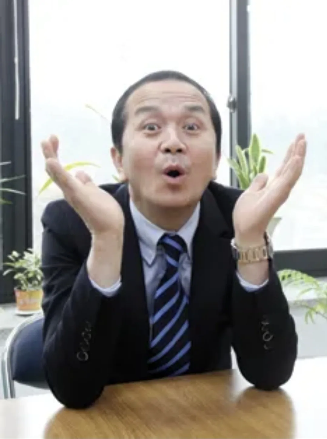 🇻🇳Ăn bánh mì, người nổi tiếng! Đúng rồi đó!~ Đúng vậy đó!