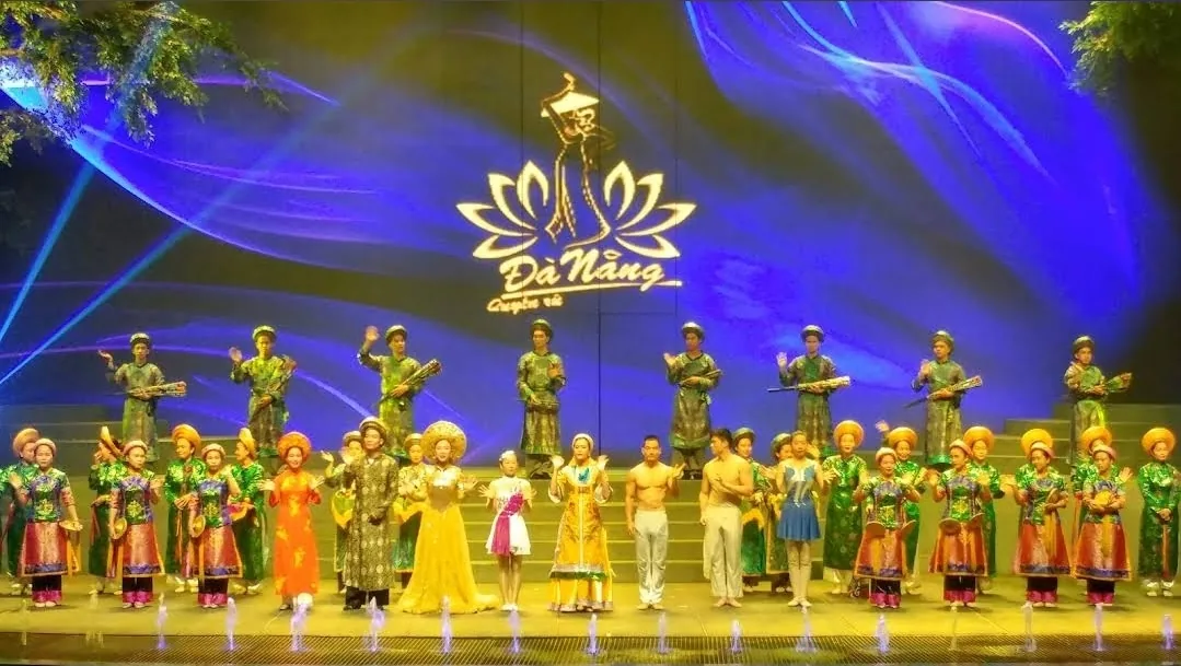 📍(Thông tin) Charming Show ở Đà Nẵng miễn phí!! Những ai đi du lịch vào tháng 9! Hãy đi thay tôi nhé! Làm ơn~🥺