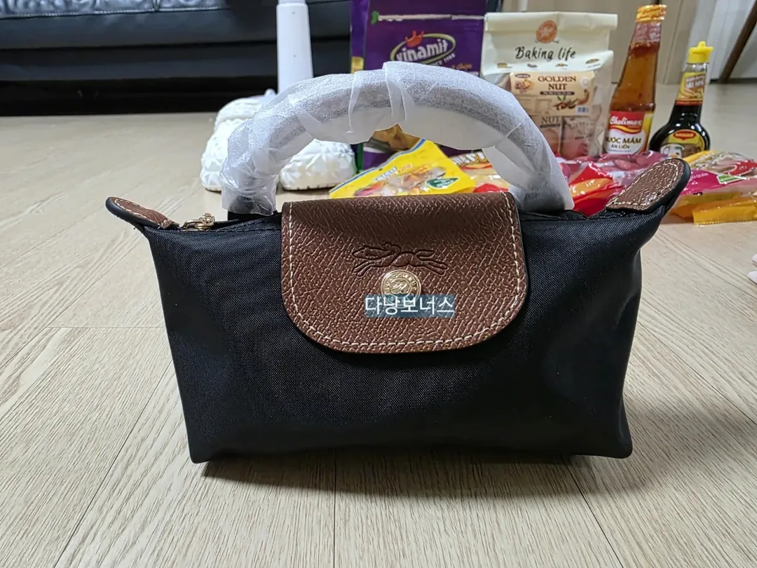 Chợ đêm Hội An quầy số 36: Longchamp Mini 🛍