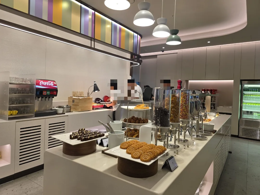 🇻🇳 Sân bay Incheon Nhà ga 1 Khu vực lên máy bay: SKY HUB LOUNGE