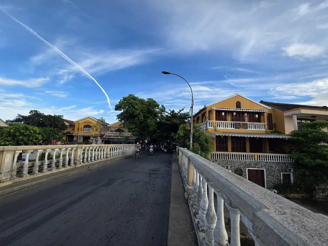 🇻🇳 Bình minh ở Hội An! Tôi... đôi khi rơi nước mắt...