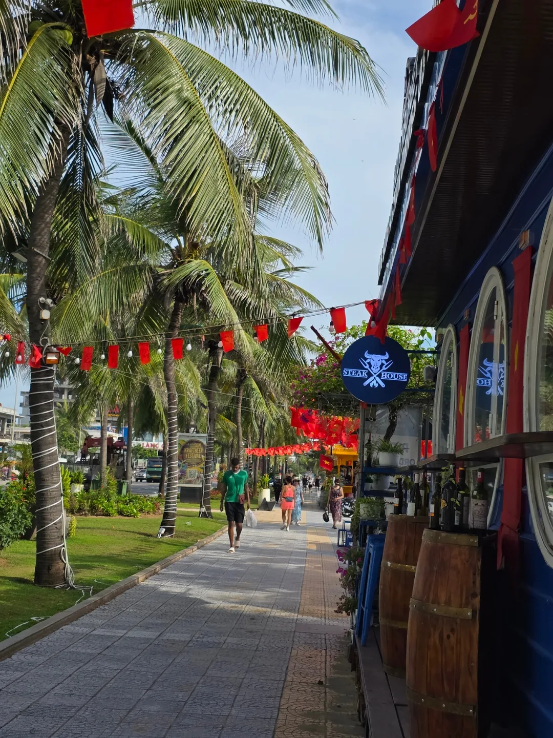 🇻🇳 Đi dạo buổi sáng ở biển Mỹ Khê