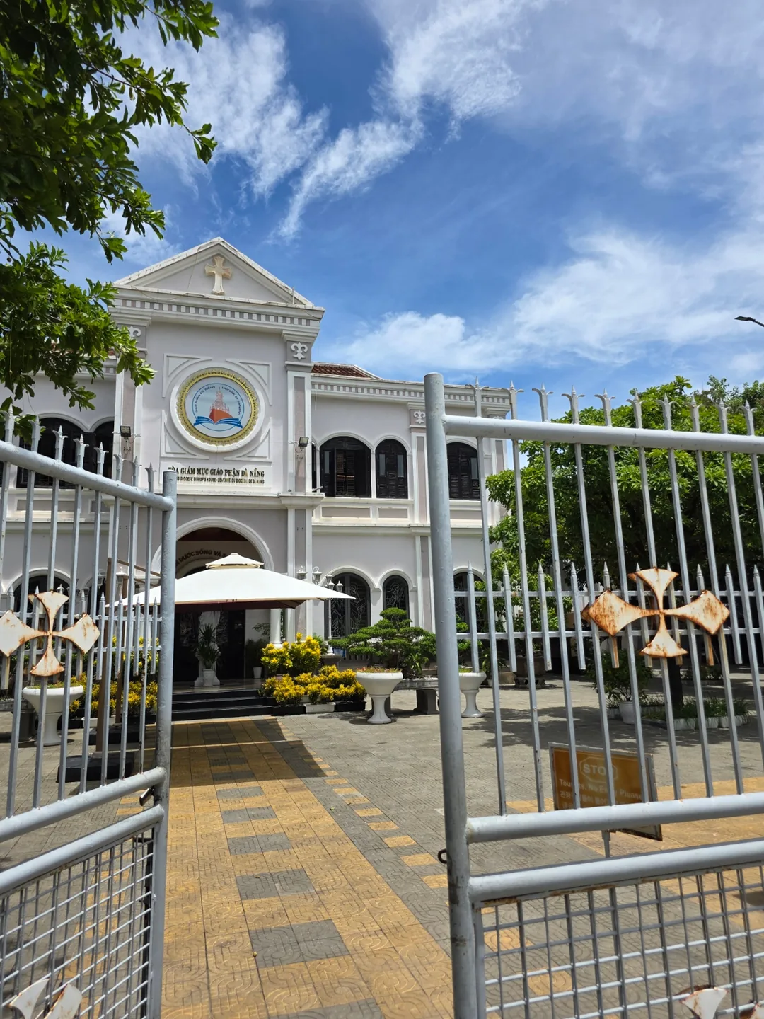 🇻🇳Nhà thờ Chính tòa Đà Nẵng, Tòa Giám mục