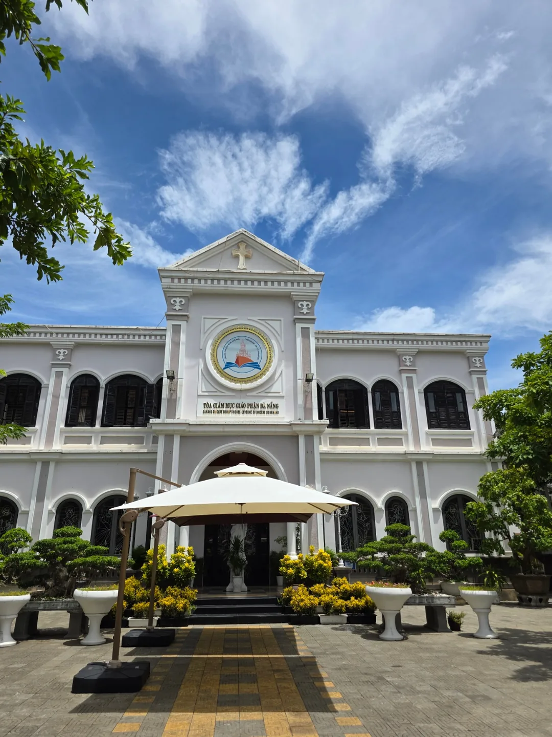 🇻🇳Nhà thờ Chính tòa Đà Nẵng, Tòa Giám mục