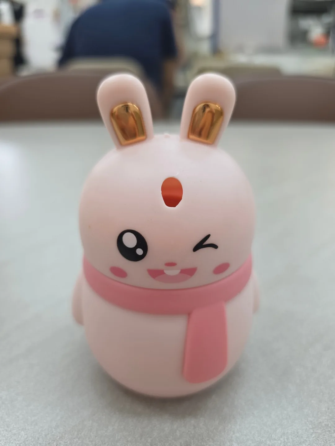 Người hàng xóm mà tôi nghĩ đến khi nhìn thấy chú thỏ dễ thương 🥰