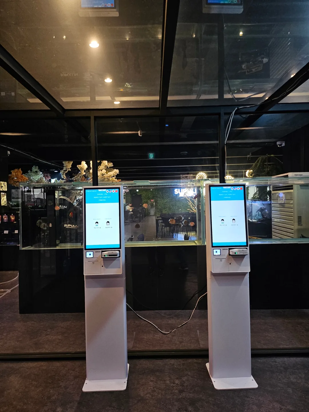 🇰🇷 Suplim Aqua Cafe & Pub