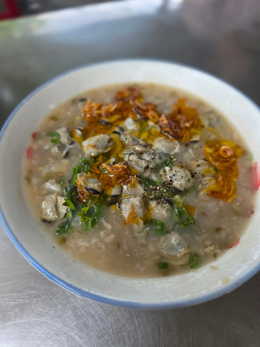 🇻🇳 Lại ghé quán cháo nghêu nổi tiếng, Cháo nghêu, xương cô Gió