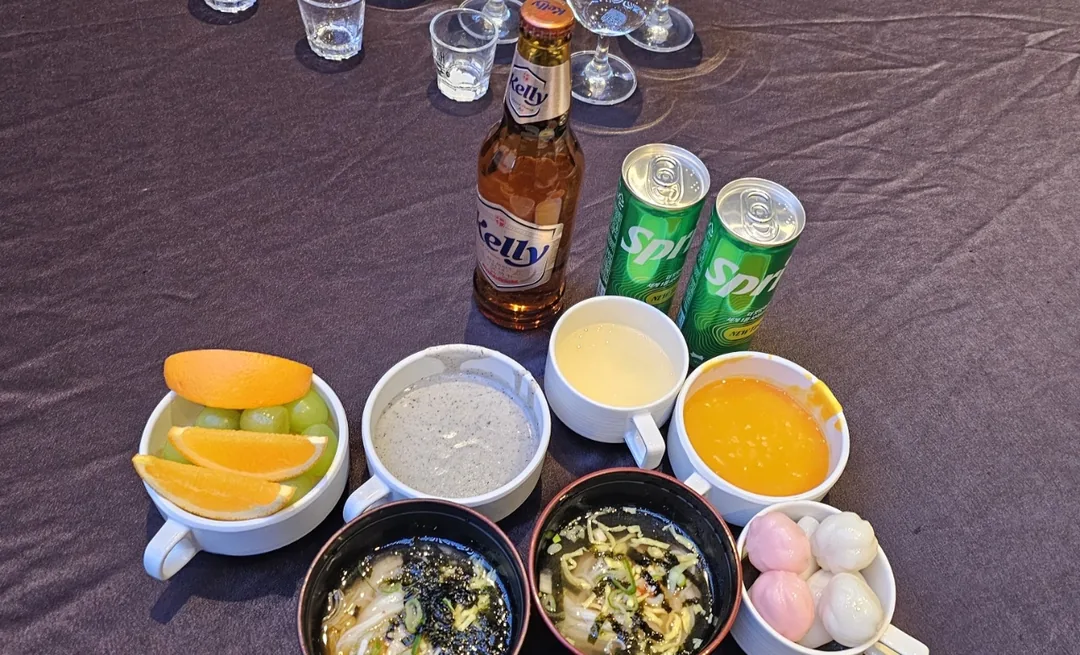 Thứ Sáu tưng bừng, tăng một!