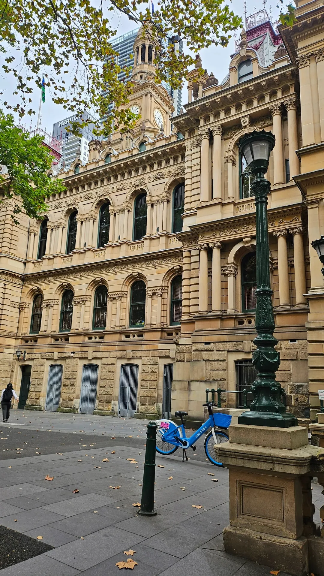 🇦🇺Lên tàu sân bay Sydney 🚇 tiến về thành phố trong mơ~