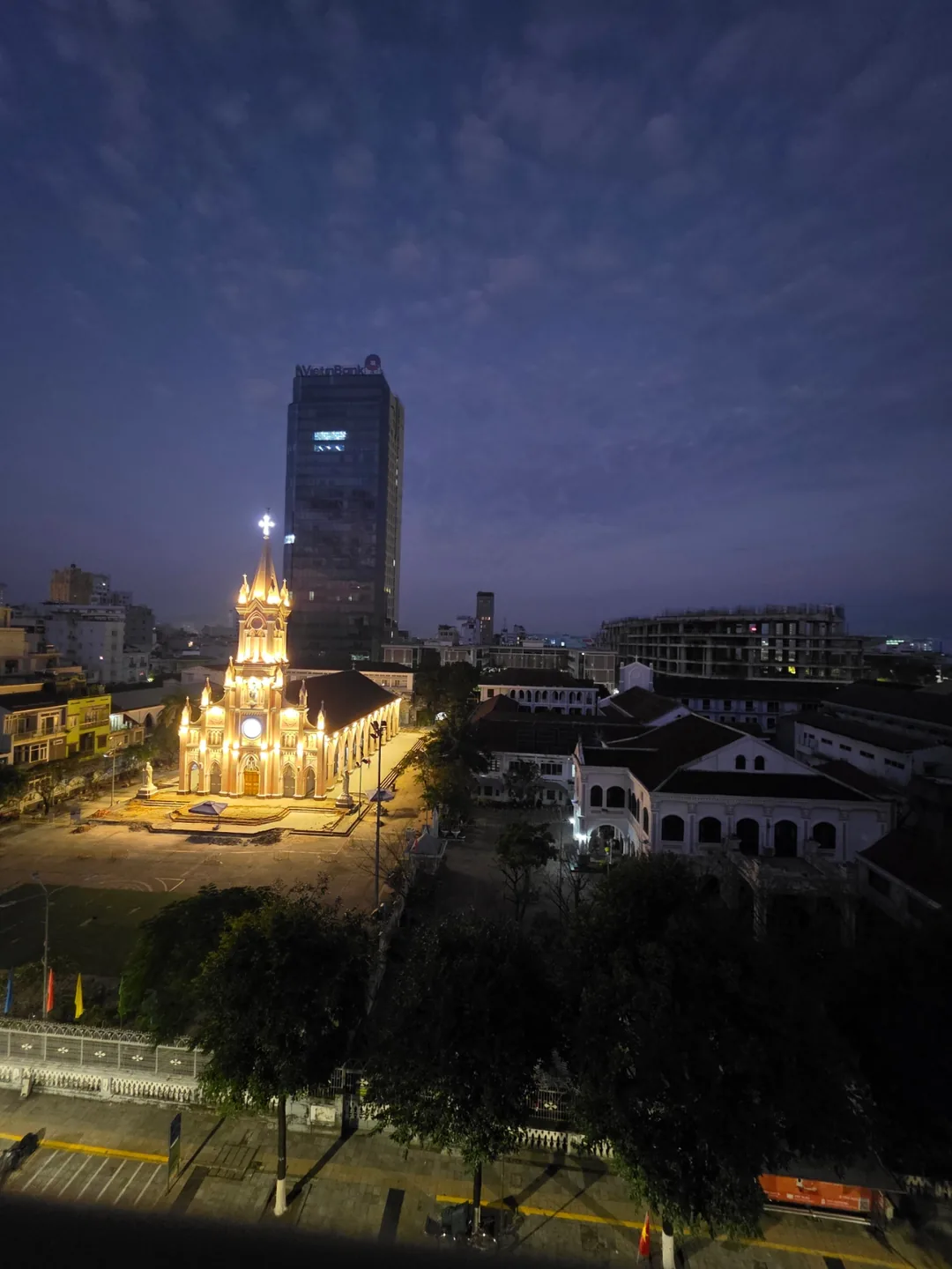⛪️ Thức dậy theo tiếng chuông~
