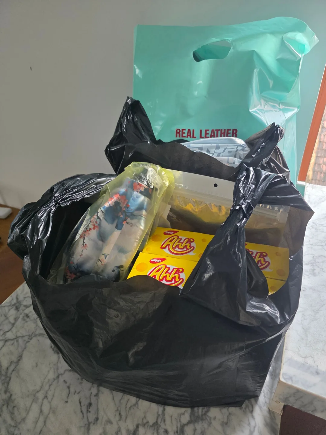 Mình phải đóng vali rồi đấy..