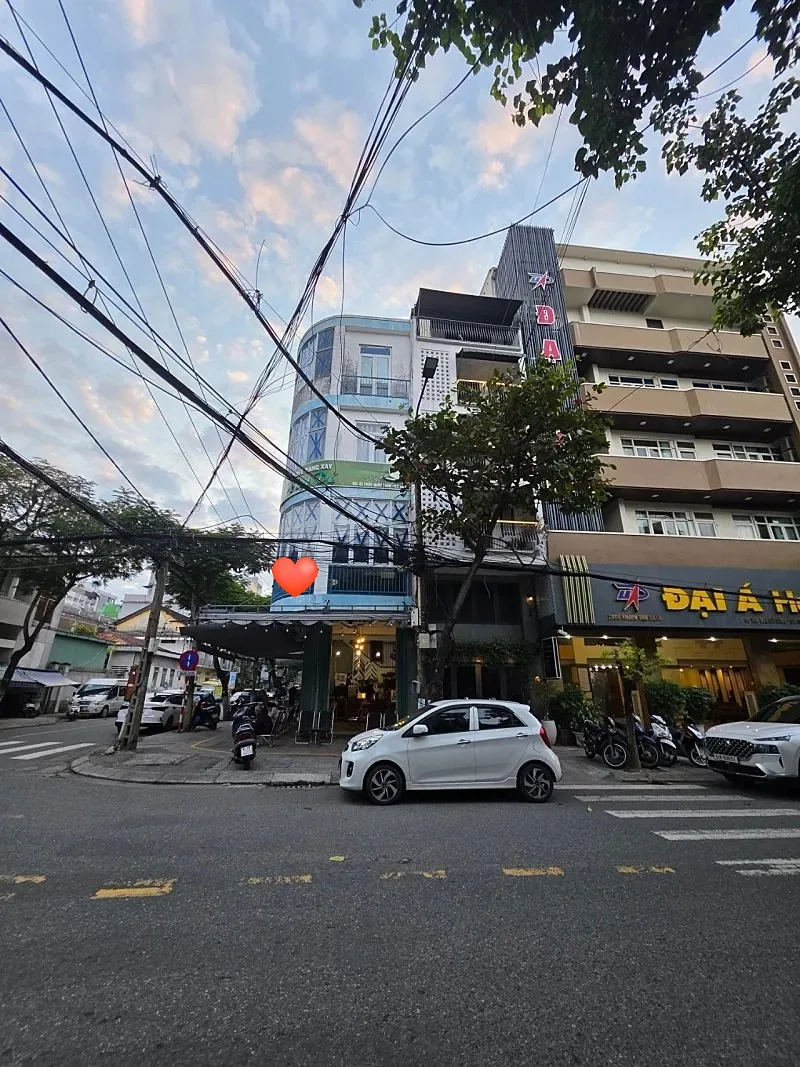 🇻🇳Chuyến du lịch Đà Nẵng của mẹ và hai con gái_Phát hiện quán cà phê địa phương mở cửa 24 giờ!!
