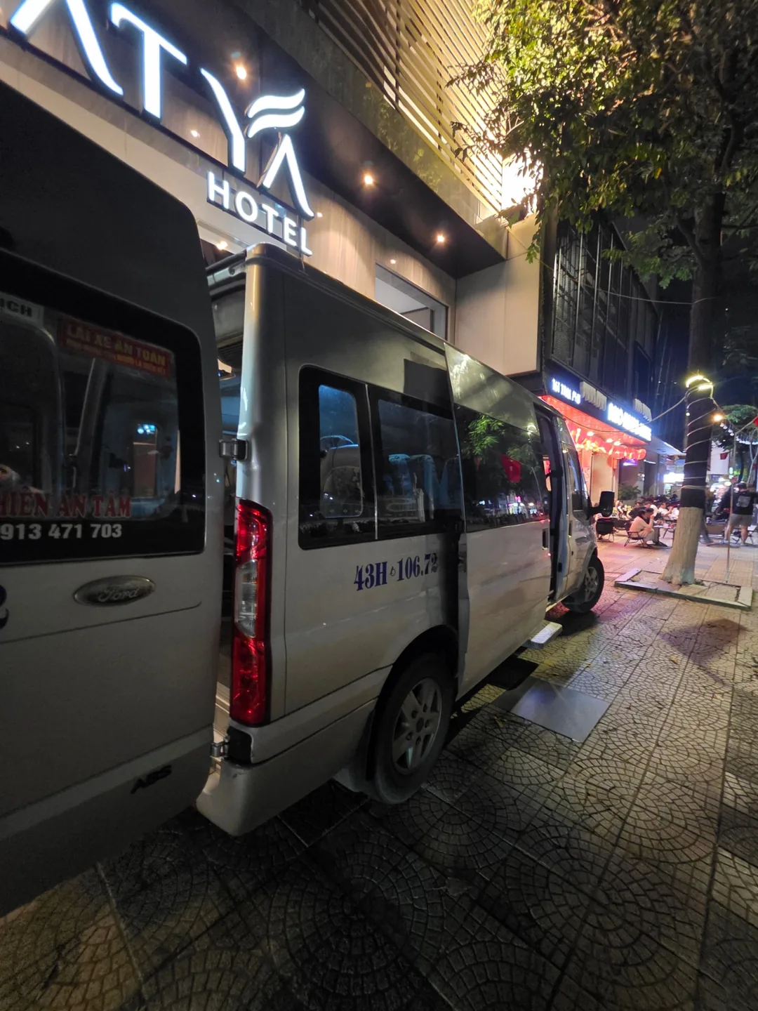 🇻🇳 Chuyến du lịch Đà Nẵng của ba mẹ con_ Dịch vụ đưa đón địa phương tại Đà Nẵng có thể sử dụng an tâm!